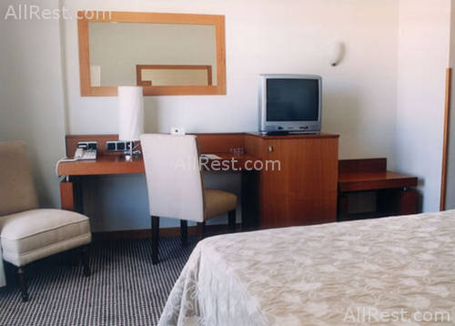 Tryp Leon 6